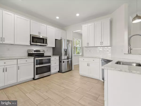 Sykesville, MD 21784,492 HAWKRIDGE LN