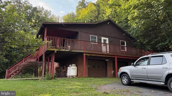 Stanley, VA 22851,287 N BLACKTHORNE RD #LURAY