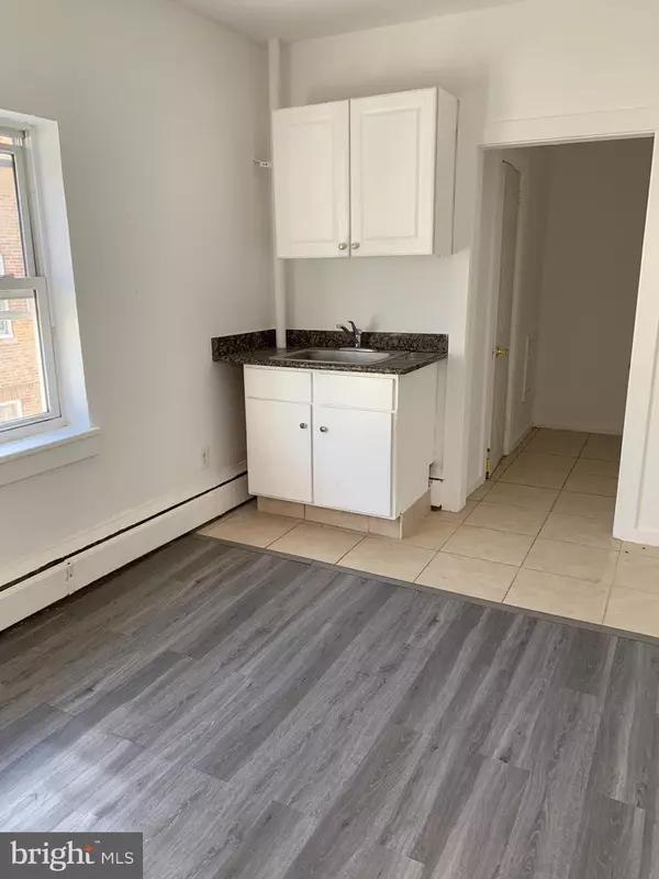 Mount Holly, NJ 08060,65--69 HIGH ST #4