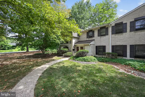 Ambler, PA 19002,501 N BETHLEHEM PIKE #14-P