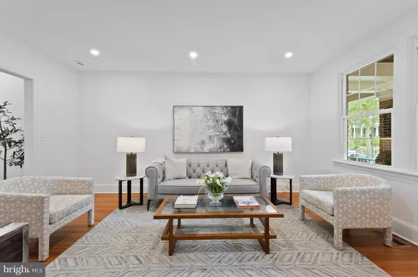 Washington, DC 20011,1317 RITTENHOUSE ST NW
