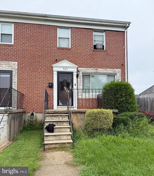 747 SEAWALL ROAD, Essex, MD 21221