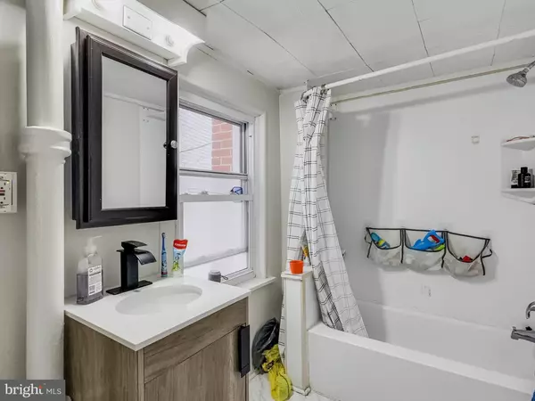 York, PA 17403,229 N SHERMAN ST