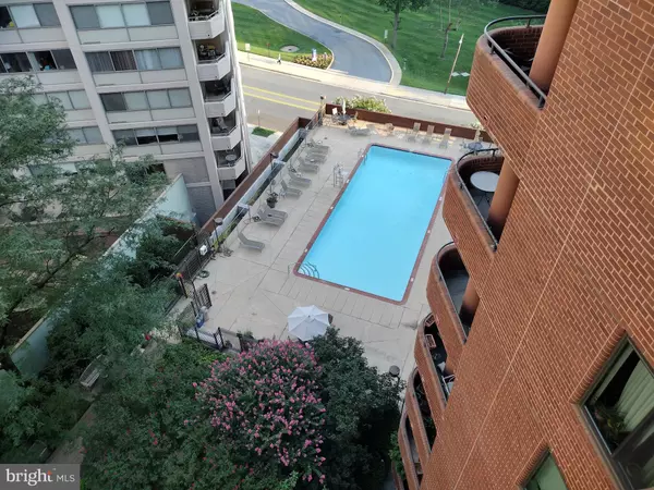 Chevy Chase, MD 20815,4550 N PARK AVE #703