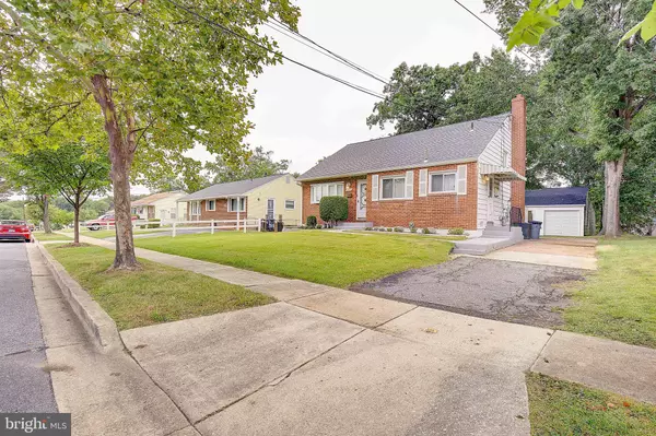 Oxon Hill, MD 20745,1420 COLONY RD