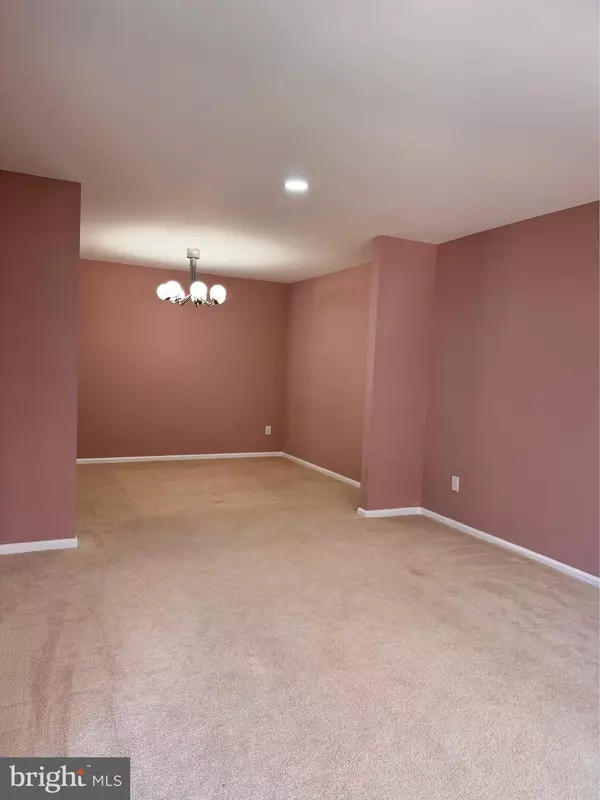 Mount Laurel, NJ 08054,5408 ESSEX LN