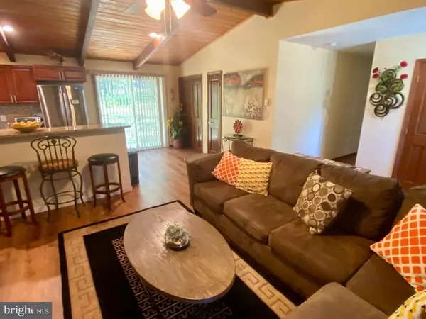 Bushkill, PA 18324,4535 PINE RIDGE DR W