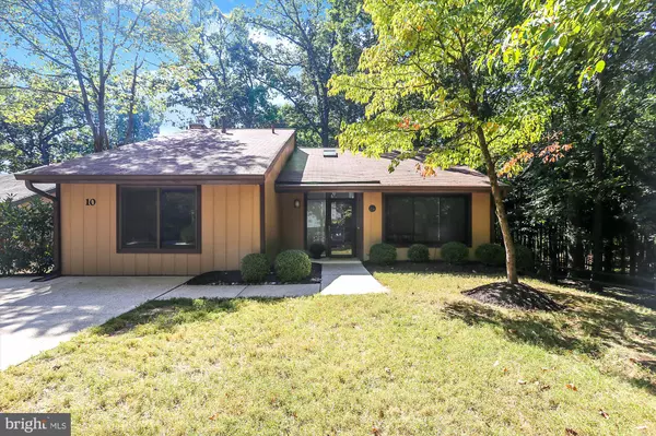 10 SCANDIA WAY,  Rockville,  MD 20850