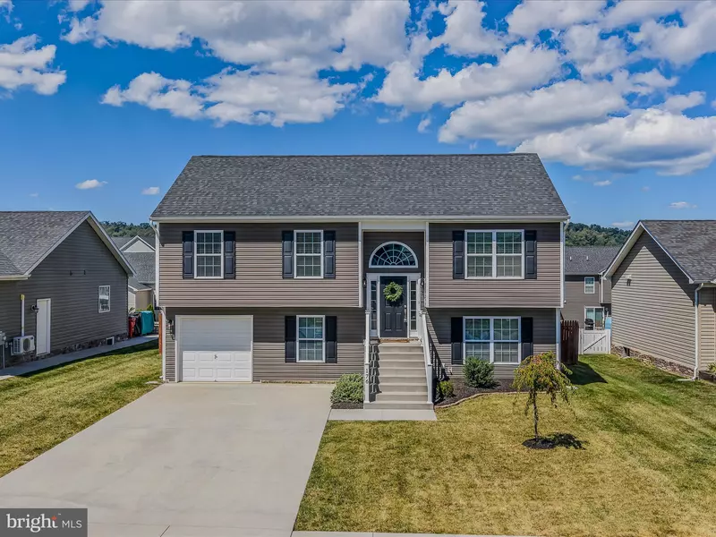 176 POCHARDS CT, Martinsburg, WV 25403