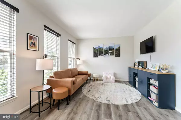 Leesburg, VA 20175,408 RUSERT DR SE