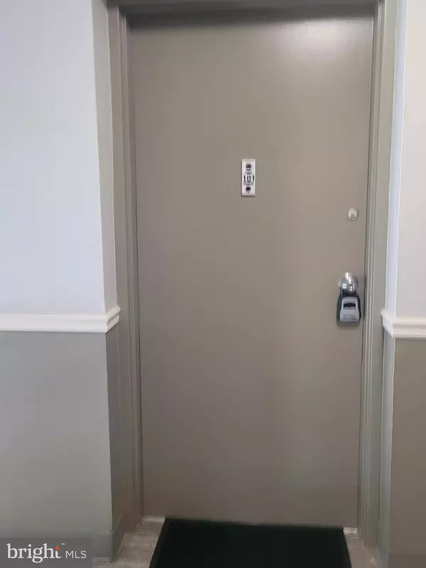 Bethesda, MD 20814,10667 MONTROSE AVE #101