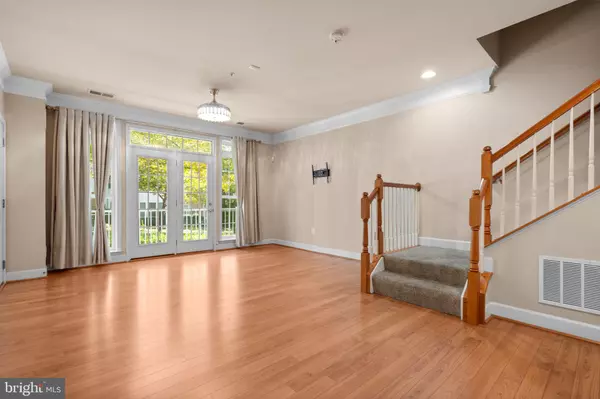 Woodbridge, VA 22191,14762 POTOMAC BRANCH DR