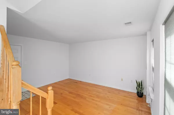 Fairfax, VA 22030,4081 FOUNTAINSIDE LN