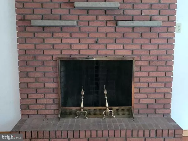 Lavale, MD 21502,831 NATIONAL HWY