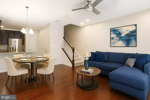 Chantilly, VA 20152,44075 PEIROSA TER