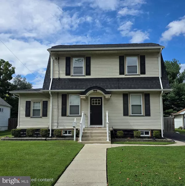 106 LECONEY CIR, Palmyra, NJ 08065
