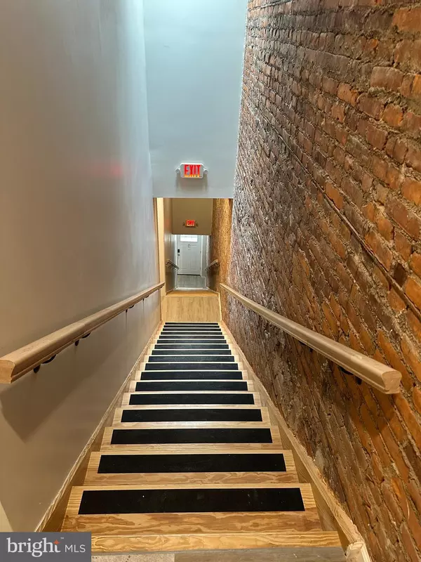 Philadelphia, PA 19144,6035 GERMANTOWN AVE #2R