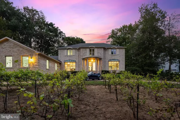 6006 RIVER DR, Lorton, VA 22079