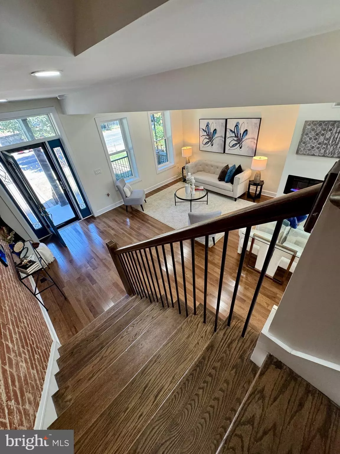 Washington, DC 20002,607 K ST NE