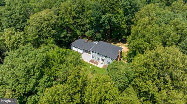 4910 STONEHURST DR, Woodbridge, VA 22192