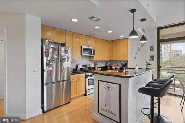 Arlington, VA 22202,3600 S GLEBE RD #417W