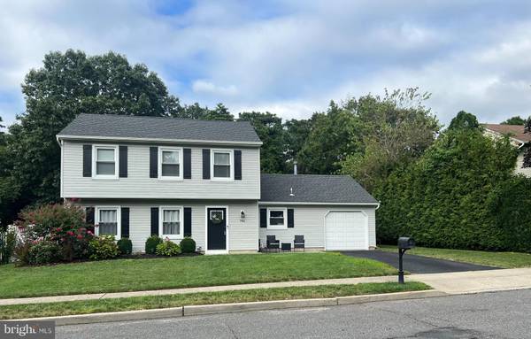 784 CONSTITUTION DR, Brick, NJ 08724