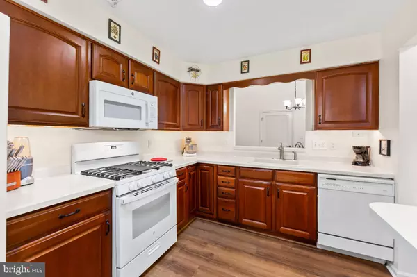Sewell, NJ 08080,82-O PRISTINE PL