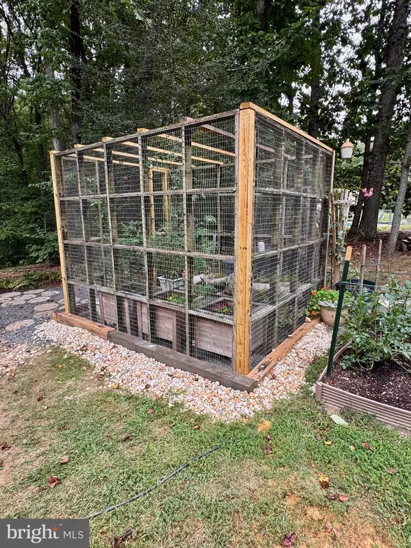 Sumerduck, VA 22742,4456 SILVER HILL CT