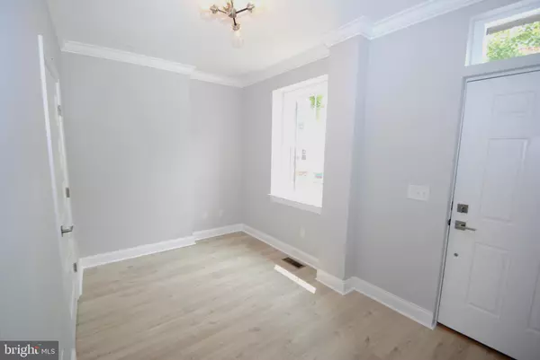 Burlington, NJ 08016,23-27 E UNION ST