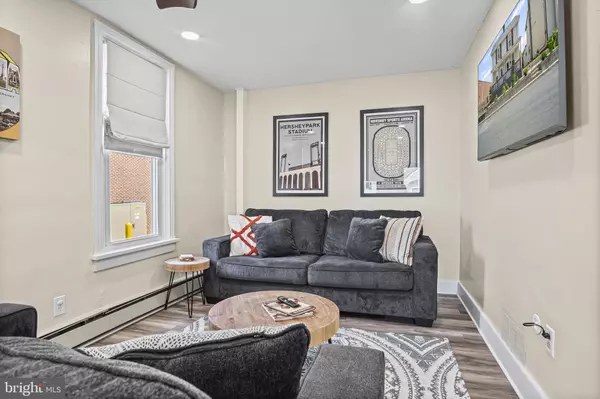 Palmyra, PA 17078,104 N LOCUST ST