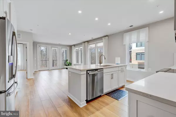 Reston, VA 20190,1669 BANDIT LOOP #109A