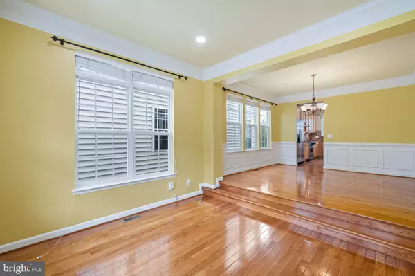 Alexandria, VA 22306,7517 LINDBERG DR