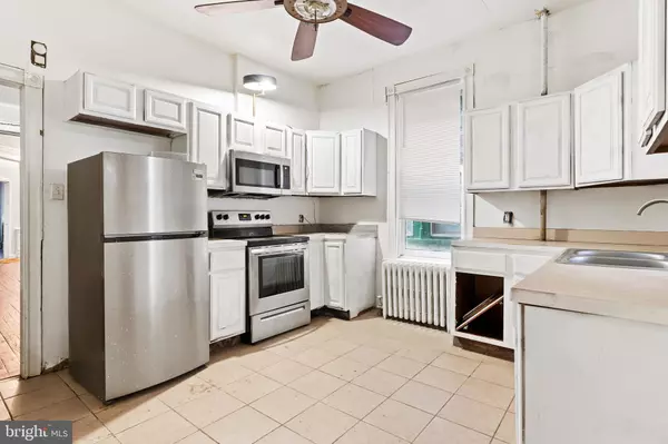 Harrisburg, PA 17102,241 MACLAY ST