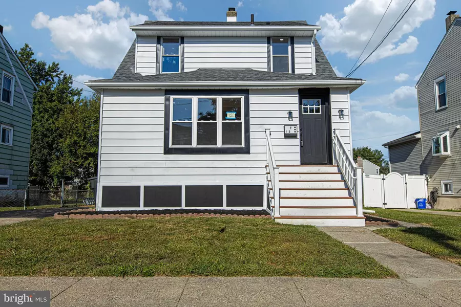113 CENTER AVE, Mount Ephraim, NJ 08059