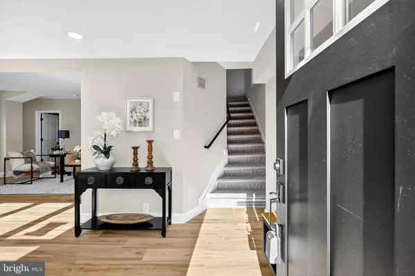 Mount Ephraim, NJ 08059,113 CENTER AVE