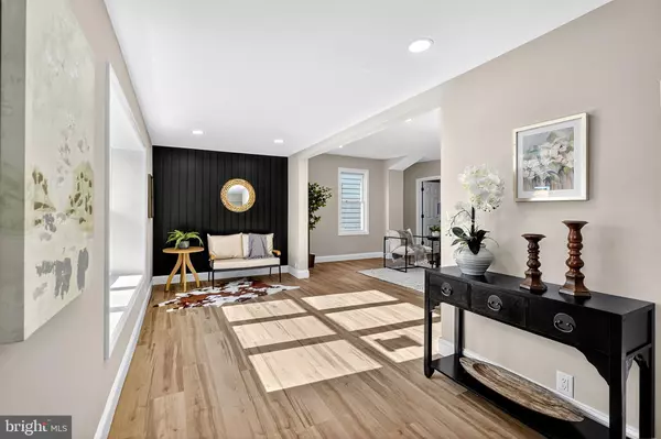 Mount Ephraim, NJ 08059,113 CENTER AVE