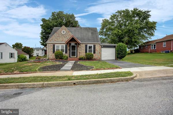 316 FRANKLIN ST N, Waynesboro, PA 17268