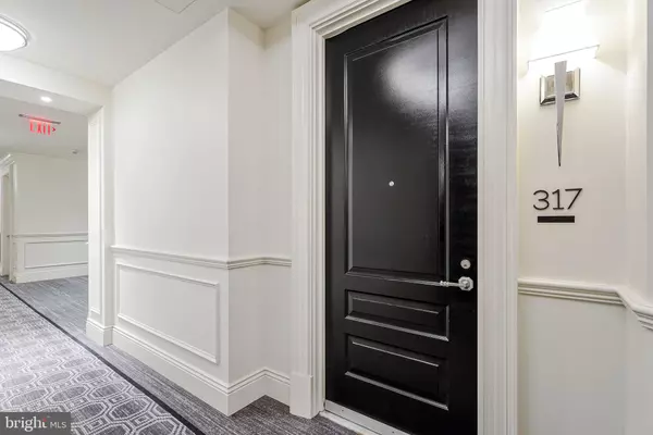 Mclean, VA 22101,6900 FLEETWOOD RD #317