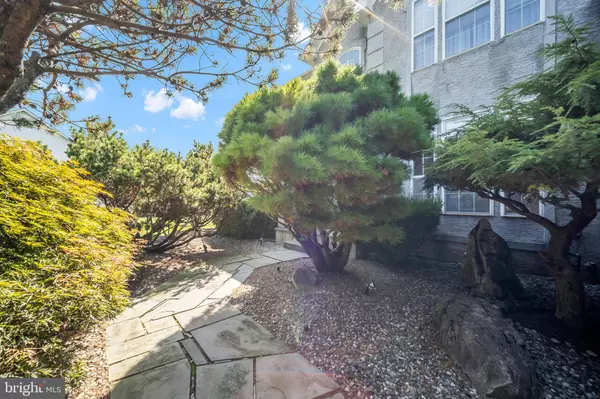 Southampton, PA 18966,15 DOVER PL