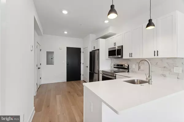 Philadelphia, PA 19130,901 LELAND ST #1 BEDROOM