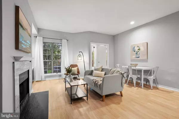 Fairfax, VA 22033,3909 PENDERVIEW DR #1903