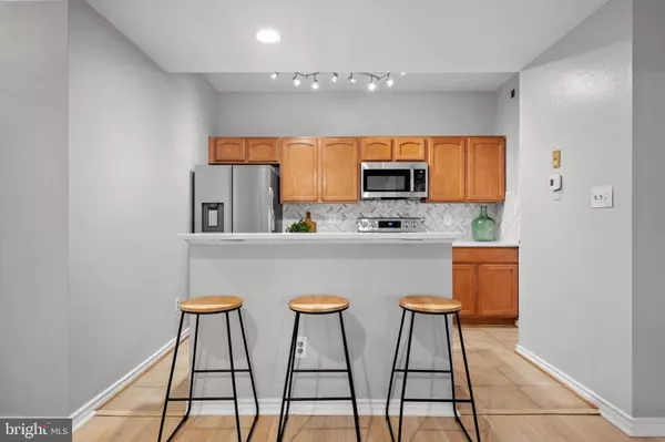 Fairfax, VA 22033,3909 PENDERVIEW DR #1903