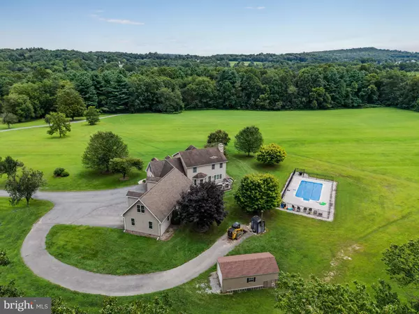 Gardners, PA 17324,392 PEACH GLEN RD