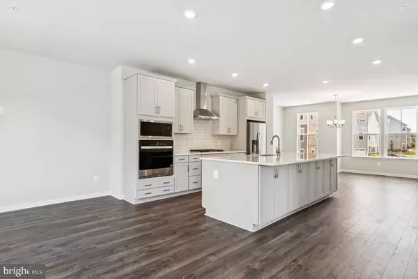 Waldorf, MD 20601,9624 KILLENNEY PL