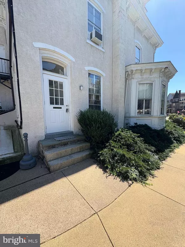 Doylestown, PA 18901,115 N BROAD ST #1