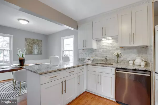 Centreville, VA 20121,14401 COOL OAK LN