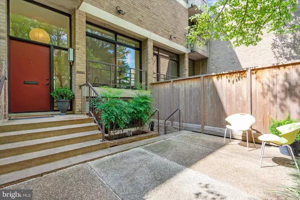 Washington, DC 20024,407 N ST SW #4