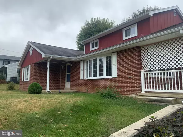 Mount Holly Springs, PA 17065,3 MAURICE