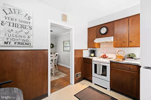 Haddonfield, NJ 08033,265 CRYSTAL LAKE AVENUE