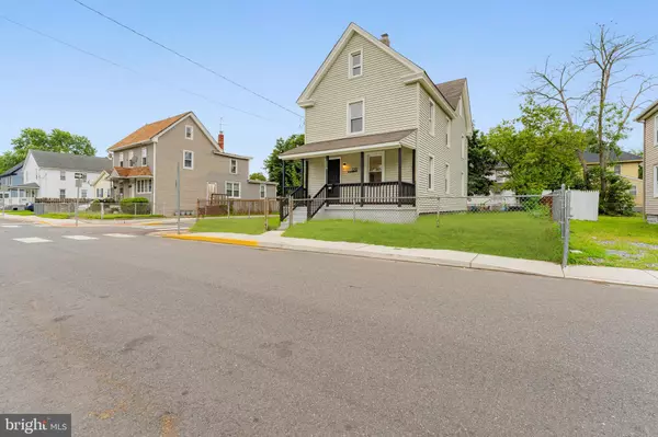 Paulsboro, NJ 08066,129 W WASHINGTON ST